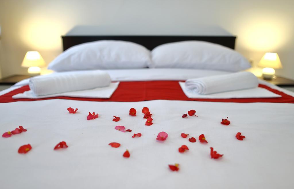 Sobe Oliva Hotel ซาเกร็บ ภายนอก รูปภาพ